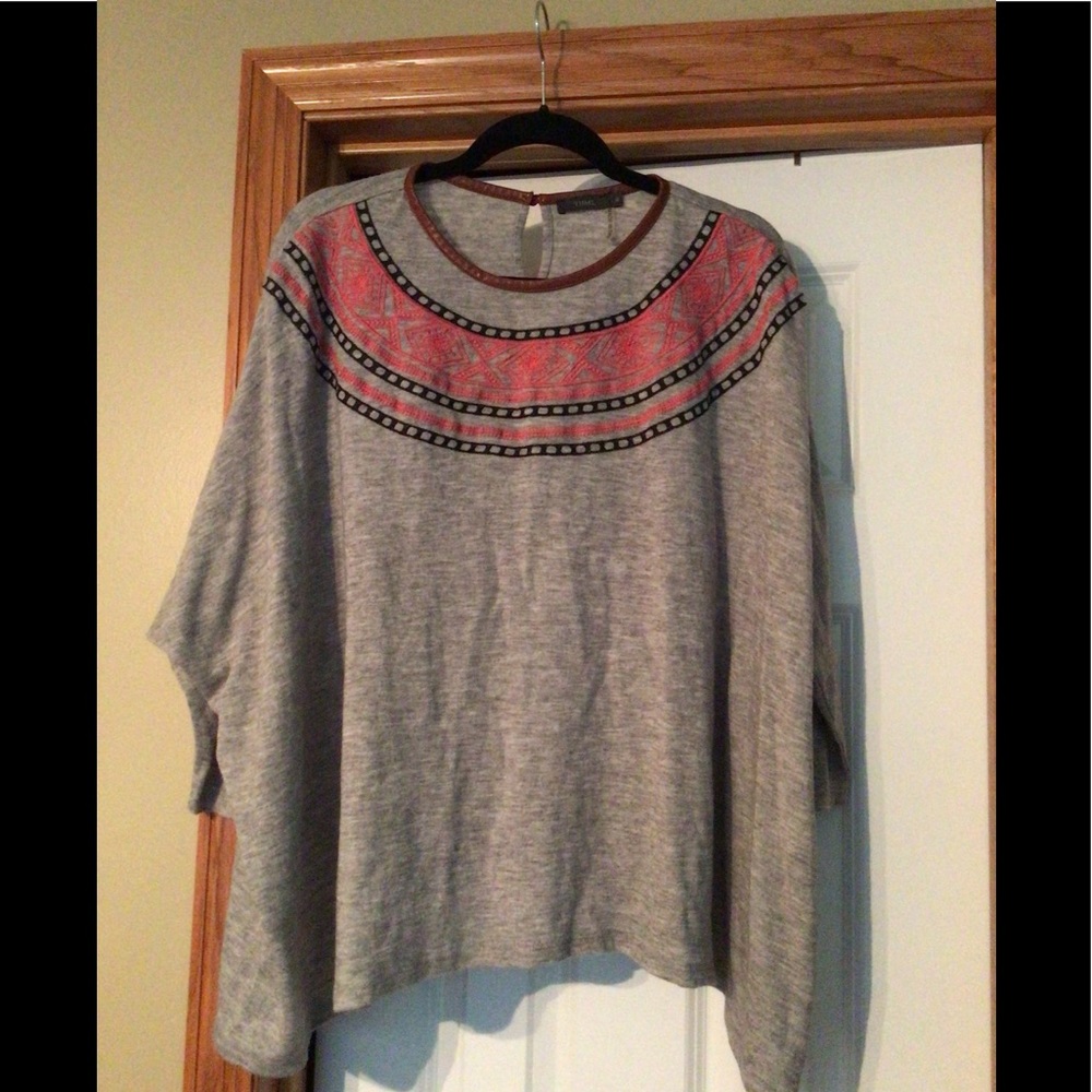 THML knit top with embroidered design. Size m